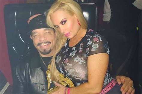 Ice Ts Wife Coco Austin Shares Photo Where She Is Breastfeeding Her