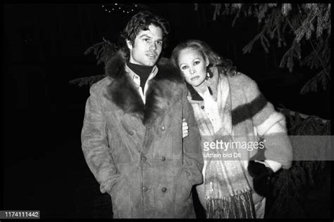 Ursula Andress Harry Hamlin Photos And Premium High Res Pictures