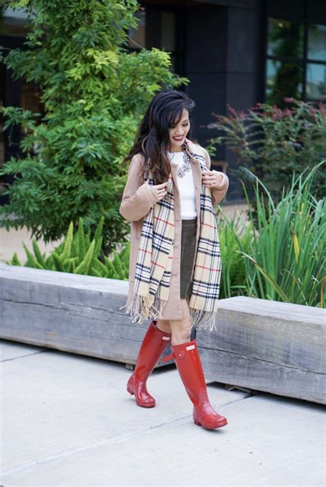 5 Holiday Looks With Hunter Boots T Guide For Her Dawn P