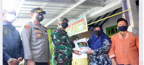 Lanjutan Serbuan Paket Beras TNI Polri Brebes Bagi Masyarakat Terdampak