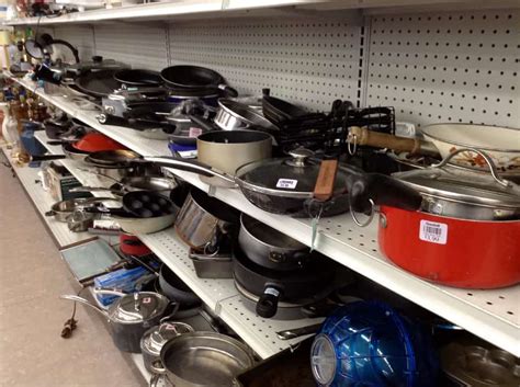 Here you can find items from many of the world's about 68 percent of american homes have a dishwasher, with half of these households using the appliance about one to six times per week. Kitchen Items you should buy at thrift stores - Home in ...