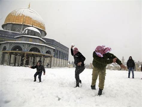 Rare Snowstorm Blankets Jerusalem Israeli Desert