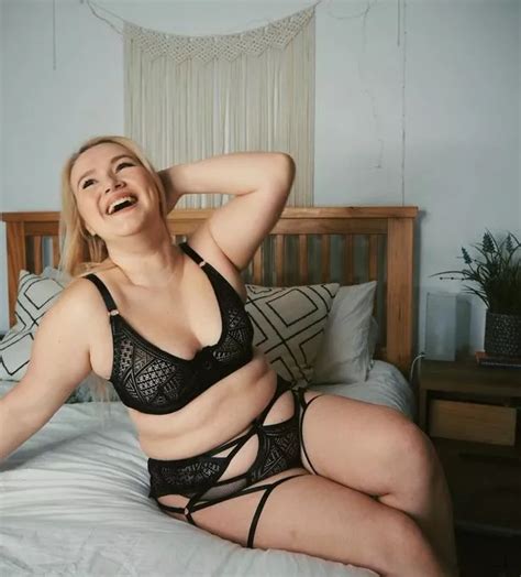 Eastenders Melissa Suffield Snubs Onlyfans As She Wont Charge For Lingerie Pics Redcelebrities Com