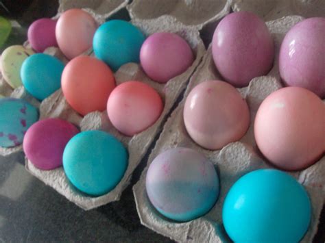 Dye Easter Eggs Frugally With Food Coloring Mommysavers