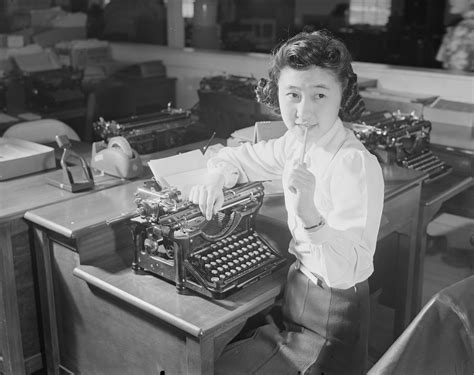 How The Typewriter Brought Women Into The Office