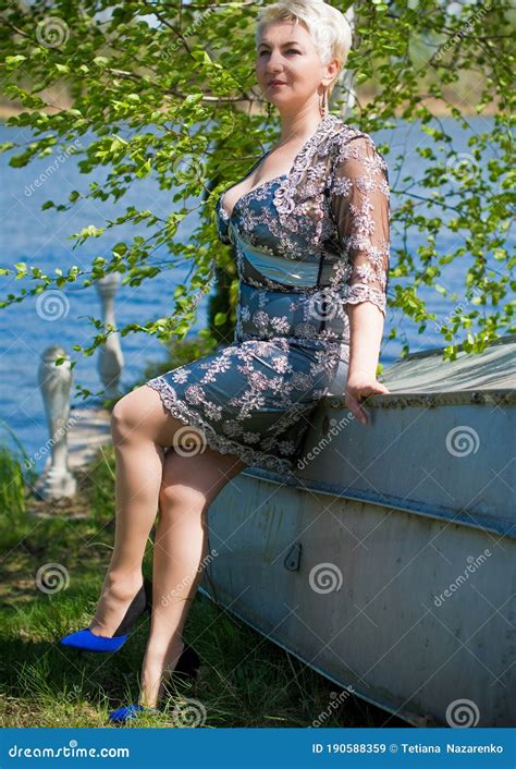 Mature Woman At Countryside Romantic Style Lady Portrait Stock Image Image Of Heat Clothes