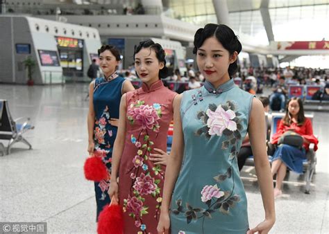 Chinese Beauties In Qipao Bring Shanghai Style To Rail Stations