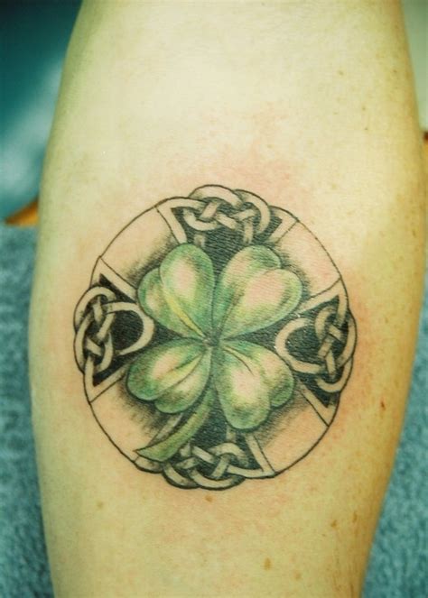 23 Four Leaf Clover Tattoos With Religious And Lucky Meanings Tattooswin