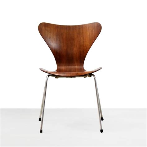 Последние твиты от arne jacobsen (@arnejaco). Arne Jacobsen Model 3107 / Butterfly chair in Rosewood by ...
