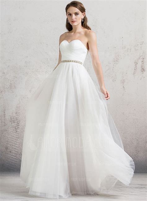 Hochzeitskleid oben frei in weiss mit schleier und weisse schuhe. A-Linie/Princess-Linie Schatz Bodenlang Tüll Brautkleid ...