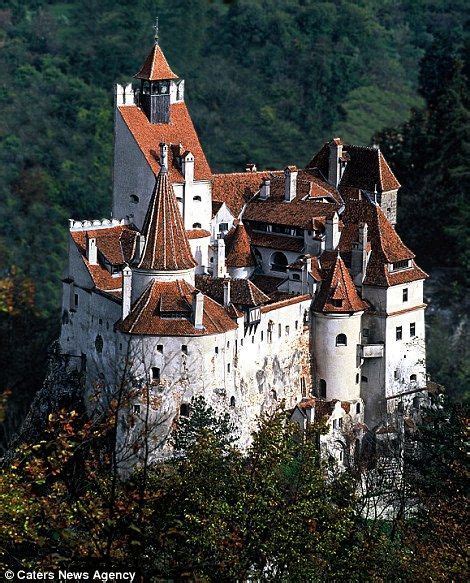 Draculas Castle Romania Bran Castle Romania Transylvania Castle