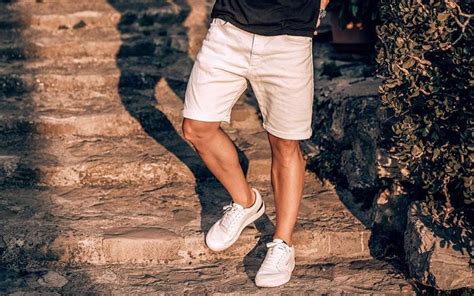 10 Best Shoes To Wear With Shorts 2023 Mens Style Guide 2023
