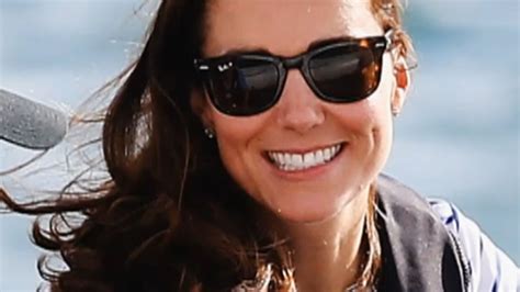 Duchess Kate I Was Not Alone As Royal Air Force Wife Airforce Wife Ray Ban Sunglasses