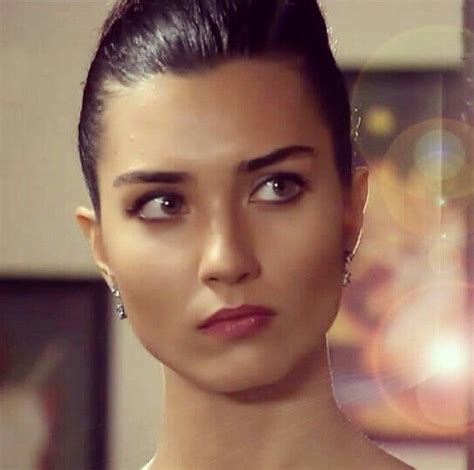 Tuba Buyukustun Turkish Actress Gonulcelen Tuba Büyüküstün Tuba Face