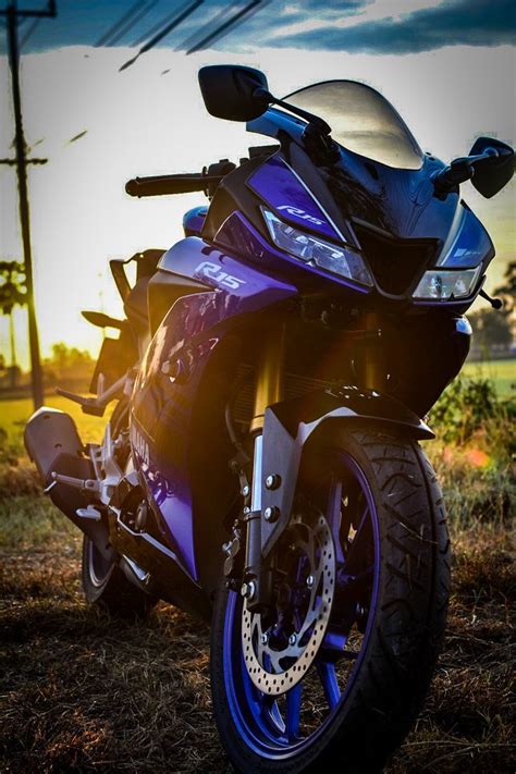 See photos, profile pictures and albums from yamaha r15 v3 india. R15 V3 Bike Lovers Images : 2018 Yamaha YZF R15 V3 Review ...