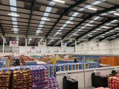 Bargain Warehouse Rogers Wholesale Foods Launches New Store In Greater