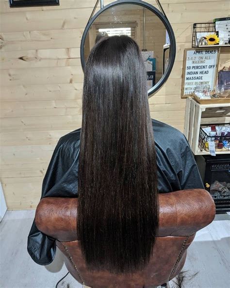 coiffure longue raide effet de brillance | Coiffure longue, Coiffure