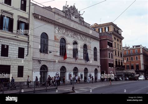 Teatro Argentina In Rom Stockfotografie Alamy