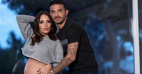 Manon's astrological sign is pisces. Les Marseillais : Manon Marsault pourrait être enceinte de ...