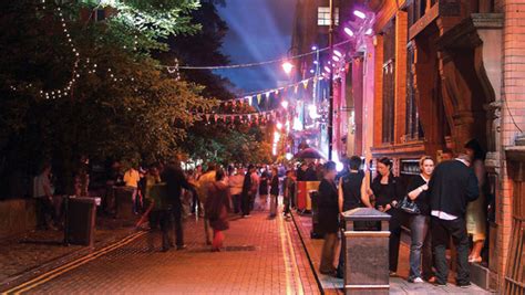 Placed in the heart of the vibrant streets of the northern quarter, dive nq is a multifaceted venue that caters to all your. Three Best Manchester Bars by Location - Visit and Know ...