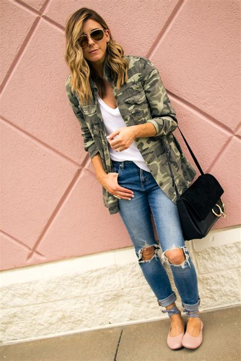 Camo Jacket Outfit Ideas How To Style Your Favorite Camo Jackets