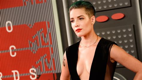 Halsey Tweets About Supporting Sex Workers