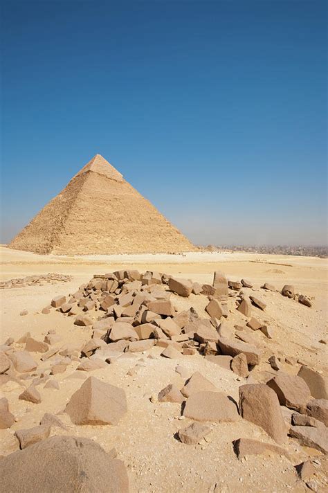 Great Pyramid Khafre Giza Cairo Cityscape Vertical Photograph By Pius
