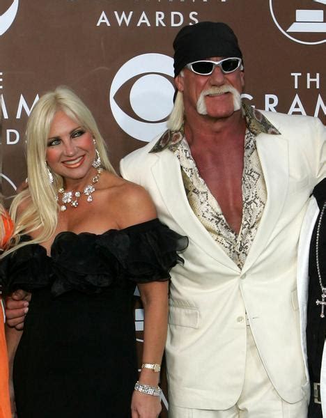 Hulk Hogan Wife Settle Terms Of Divorce The Denver Post