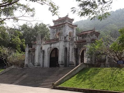 Mưa lớn khắp nơi, cảnh thanh hóa: Đền Bà Triệu - Ngôi đền linh thiêng của người Thanh Hóa