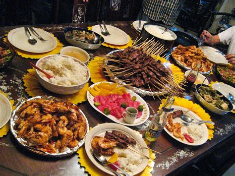 The country celebrates the world's longest christmas season. pinoy feast | a filipino feast | gautsch. | Flickr