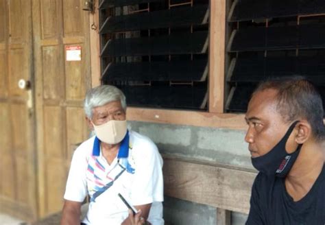 Eks petinggi fpi munarman ditangkap tim densus 88 antiteror polri pada selasa (27/4/2021) sekira pukul 15.30 wib. Sebelum Ditangkap Densus 88, Tetangga : Siswanto Tak ...