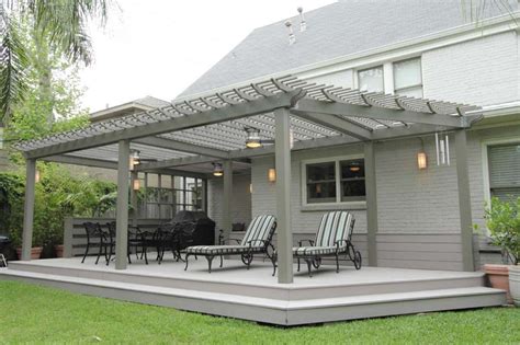 This Deck Offers A Pergola Clear Plastic Roofing And Lighting With