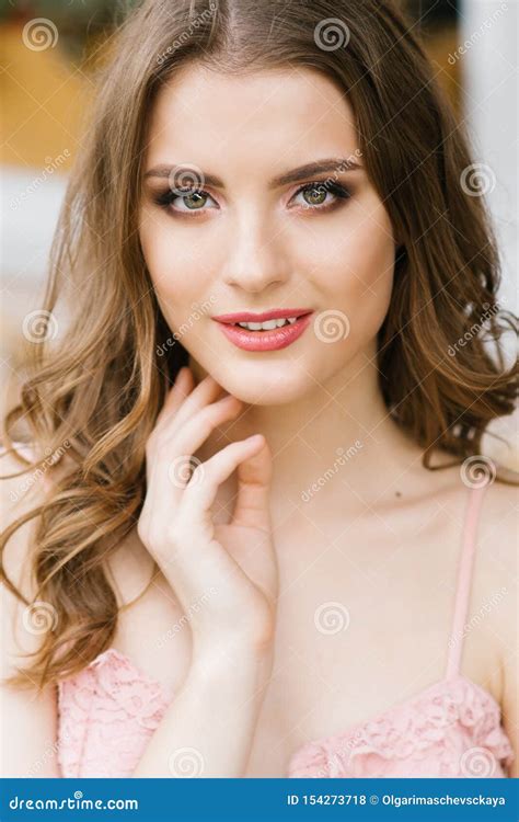 Incredibly Beautiful Young Girl With Professional Nude Makeup And Young