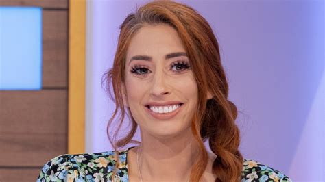 Loose Womens Stacey Solomon Surprises Fans With Ultra Rare Photo Of Sister Samantha Hello