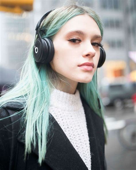 50 Grunge Hair Looks That Are More Than Just Whatever