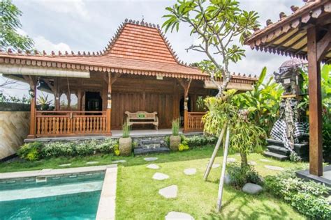 Contoh gambar rumah joglo jawagambardesign via rumah.world. Rumah Adat Jawa Tengah: Filosofi, Keunikan, Gambar dan ...