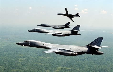 Will The B 21 Stealth Bomber Force The B 1 Bomber Into Retirement