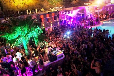 Mykonos Party Nightlife In Danger As Police Say Bars Clubs Must Close