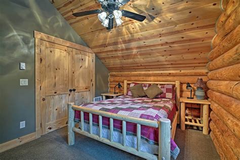 New Meadows Log Cabin On 9 Acres Near Brundage Adams County Vrbo