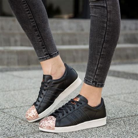 The retail price is $110. Adidas Superstar 80s Metal Toe Tf ngt