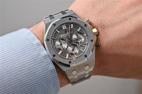 Find new and preloved audemars piguet items at up to 70% off retail prices. Hands-On - Audemars Piguet Royal Oak Selfwinding ...
