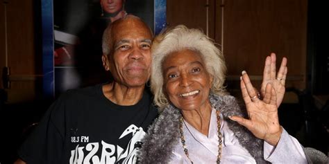 Star Trek Icon Nichelle Nichols Ashes To Launch Into Space Son Kyle
