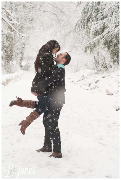 Image Result For Couple Photos In The Snow Couple Photography Winter
