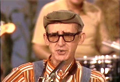 Stringbean And Hee Haw Cast Perform Uncle Ephs Got The Coon From 1974