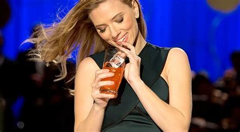 Scarlett Johanssons Sexy Super Bowl Commercial Video Canada