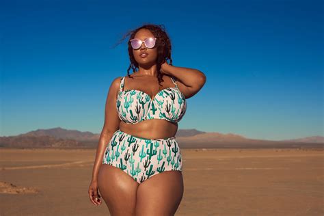 Retailers Seriously Can T Keep Plus Size Bikinis In Stock Glamour