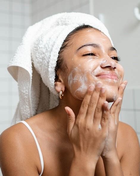 How To Wash Your Face The Right Way Skin Care And Hair Removal