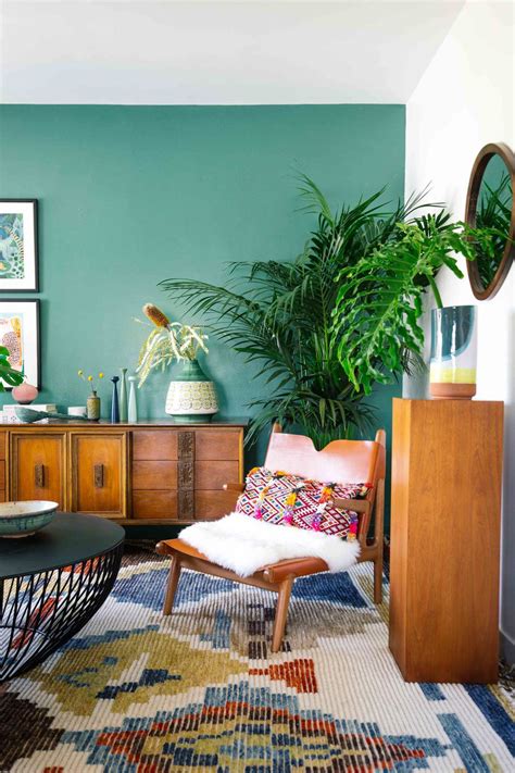 Upgrade Your Living Room Decor With These Incredible Wall Colors