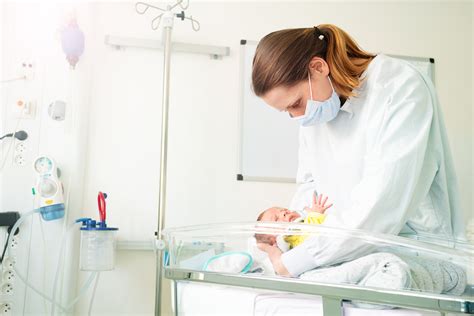 What Is A Neonatal Intensive Care Nicu Nurse Roles And Salary