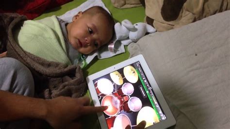 How To Make Baby Stop Crying With Ipad Youtube